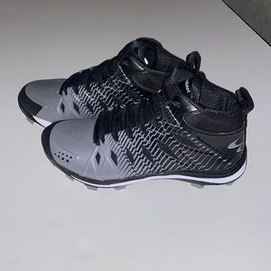 BOOMBAH Baseball Squadron Mild Mid Size 6.5